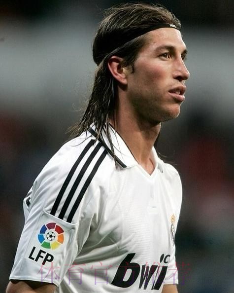 拉莫斯迎来加盟皇马15周年纪念日　荣誉缠身